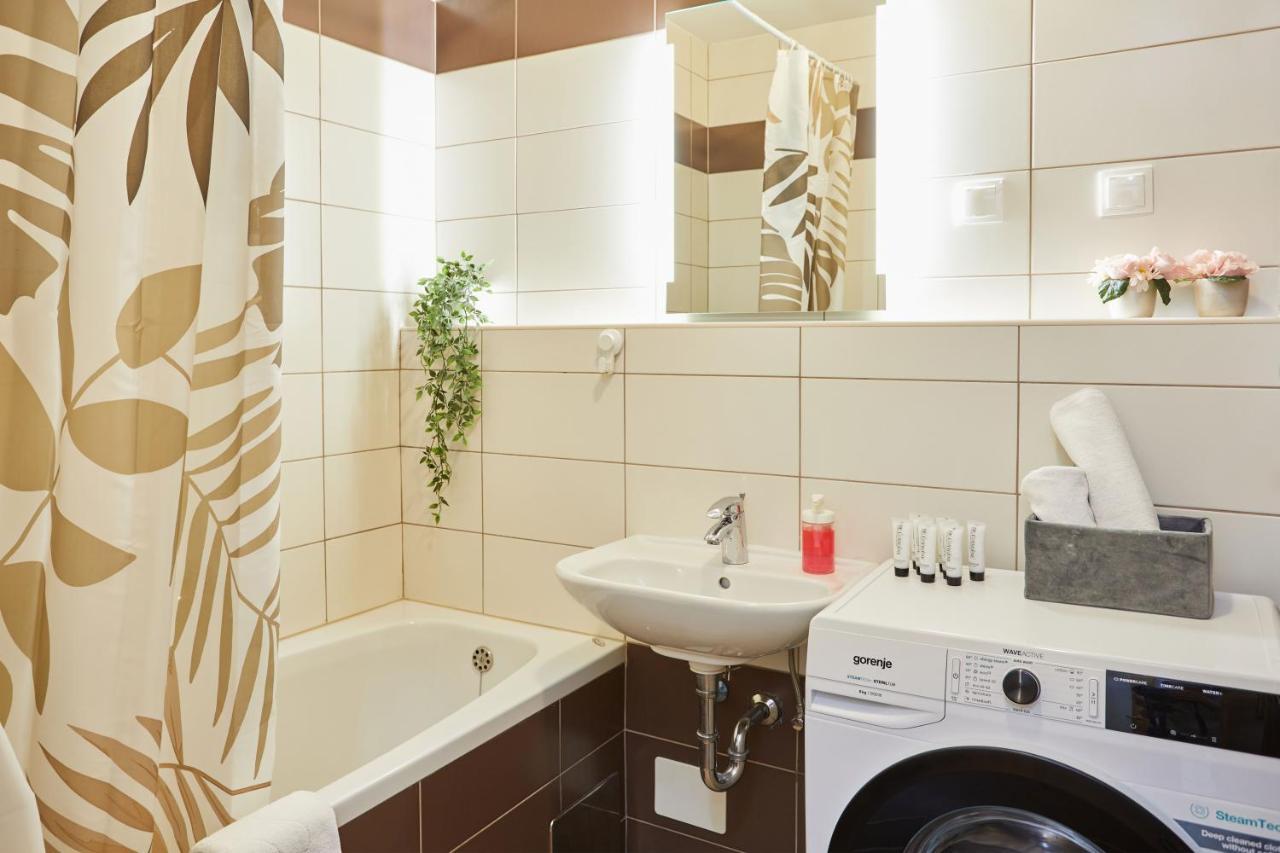 Spacious 2Bdr Apartment Near Business District Zagreb Eksteriør billede